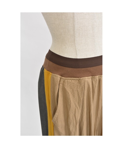 gomme（ゴム）の「Li/Rキャンバス　Wゴムバルーンパンツ（その他パンツ・レディース・カーキ/ベージュ/ブラック・MEDIUM）」の11枚目の写真