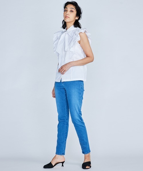 DOUBLE STANDARD CLOTHING（ダブルスタンダードクロージング）の「ボリュームフリルボウタイ付ブラウス（シャツ/ブラウス・レディース・オフホワイト/サックスブルー・38/36）」の11枚目の写真