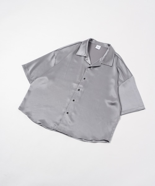 neez.（ニーズ）の「オーバーサイズサテンシャツ（シャツ/ブラウス・メンズ・ホワイト/ブルー/ミント/テラコッタ・SMALL/MEDIUM/LARGE）」の5枚目の写真