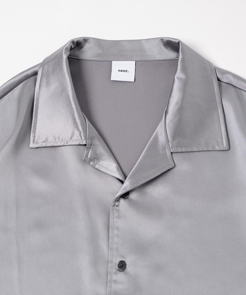 neez.（ニーズ）の「オーバーサイズサテンシャツ（シャツ/ブラウス・メンズ・ホワイト/ブルー/ミント/テラコッタ・SMALL/MEDIUM/LARGE）」の7枚目の写真