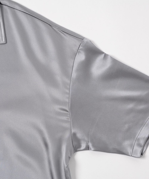 neez.（ニーズ）の「オーバーサイズサテンシャツ（シャツ/ブラウス・メンズ・ホワイト/ブルー/ミント/テラコッタ・SMALL/MEDIUM/LARGE）」の8枚目の写真