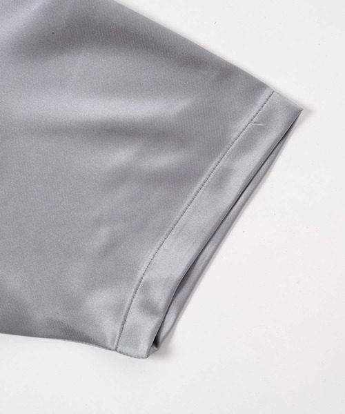 neez.（ニーズ）の「オーバーサイズサテンシャツ（シャツ/ブラウス・メンズ・ホワイト/ブルー/ミント/テラコッタ・SMALL/MEDIUM/LARGE）」の9枚目の写真