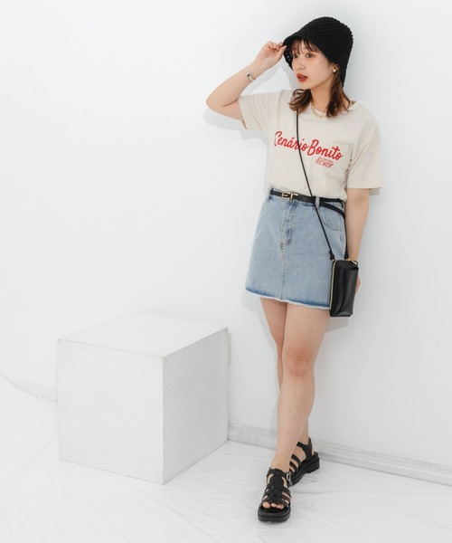 nemne store（ネンネストア）の「クラッシュデニム台形ミニスカート（スカート・レディース・ブラック/オフホワイト/ブルー・SMALL/MEDIUM）」の11枚目の写真