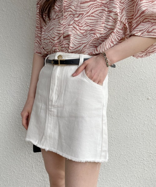 nemne store（ネンネストア）の「クラッシュデニム台形ミニスカート（スカート・レディース・ブラック/オフホワイト/ブルー・SMALL/MEDIUM）」の19枚目の写真