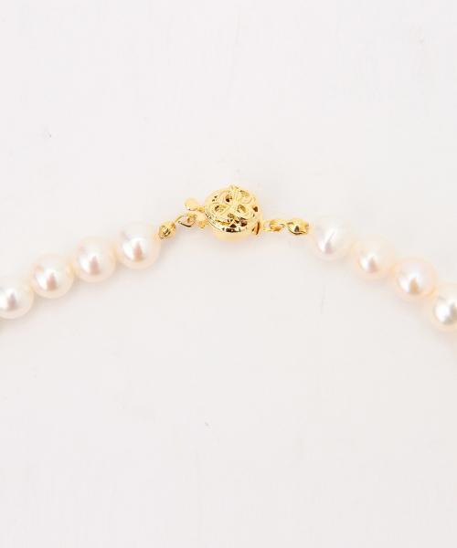 BEAMS BOY（ビームスボーイ）の「【FUDGE5月号掲載】BEAMS BOY / 淡水パール ネックレス（ネックレス・レディース・ホワイト/グレー・ONE SIZE）」の8枚目の写真