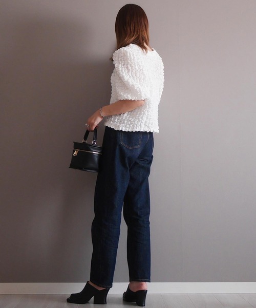 CORNERS（コーナーズ）の「mii ×CORNERSコラボ　　ボリュームスリーブポップコーントップス（Tシャツ/カットソー・レディース・ホワイト/イエロー/サックスブルー/ブラック・M）」の11枚目の写真