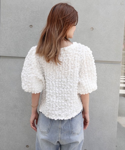 CORNERS（コーナーズ）の「mii ×CORNERSコラボ　　ボリュームスリーブポップコーントップス（Tシャツ/カットソー・レディース・ホワイト/イエロー/サックスブルー/ブラック・M）」の7枚目の写真