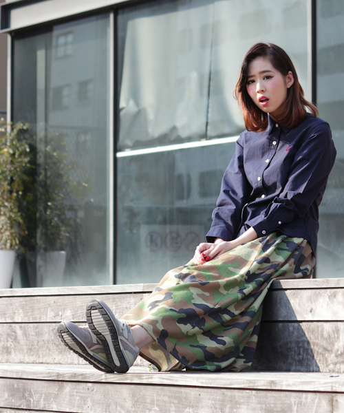 GIORDANO（ジョルダーノ）の「[GIORDANO]ライオン刺繍オックスシャツ（シャツ/ブラウス・レディース・ホワイト/グリーン/サックスブルー/ネイビー/ピンク/ライトピンク・SMALL/MEDIUM/LARGE）」の7枚目の写真