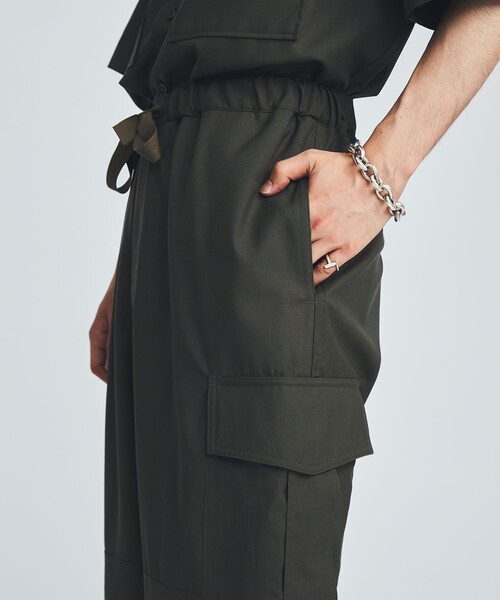 marka（マーカ）の「STUDIOUS別注 CARGO PANTS（カーゴパンツ・メンズ・ホワイト/ブラック/カーキ・1/2）」の16枚目の写真