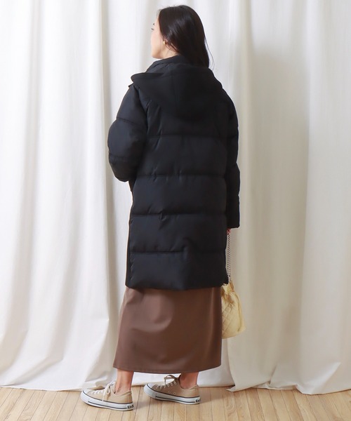 libelle more（リベル モア）の「ファイバーダウン×ダンボールカットソー異素材切替コート（ダウンジャケット/コート・レディース・モカ/ネイビー/ベージュ/ライトカーキ/ブラック/グレー・M/L）」の10枚目の写真