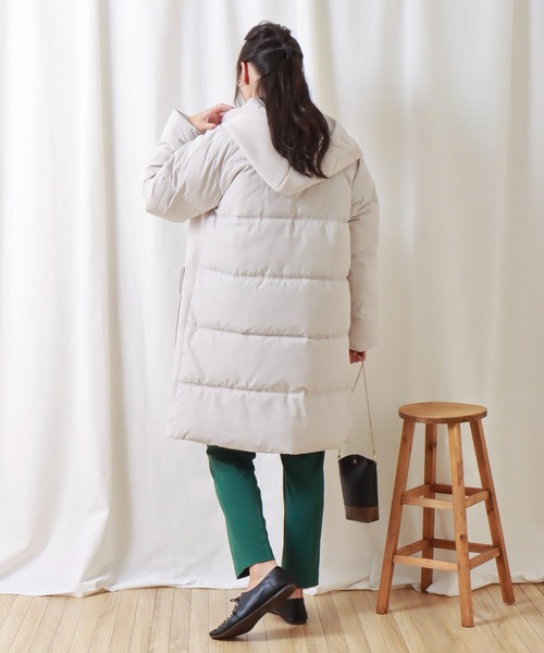 libelle more（リベル モア）の「ファイバーダウン×ダンボールカットソー異素材切替コート（ダウンジャケット/コート・レディース・モカ/ネイビー/ベージュ/ライトカーキ/ブラック/グレー・M/L）」の18枚目の写真