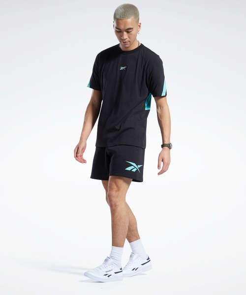 Reebok（リーボック）の「クラシックス ブランド プラウド ショーツ / Classics Brand Proud Shorts（その他パンツ・メンズ・ブラック/ブラック×ホワイト/ネイビー・SMALL/MEDIUM/LARGE/X-LARGE/XX-LARGE/X-SMALL/XXX-LARGE）」の7枚目の写真