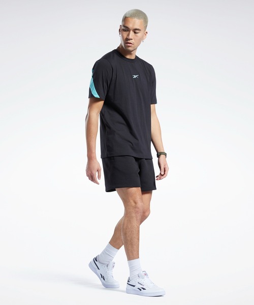 Reebok（リーボック）の「クラシックス ブランド プラウド ショーツ / Classics Brand Proud Shorts（その他パンツ・メンズ・ブラック/ブラック×ホワイト/ネイビー・SMALL/MEDIUM/LARGE/X-LARGE/XX-LARGE/X-SMALL/XXX-LARGE）」の8枚目の写真