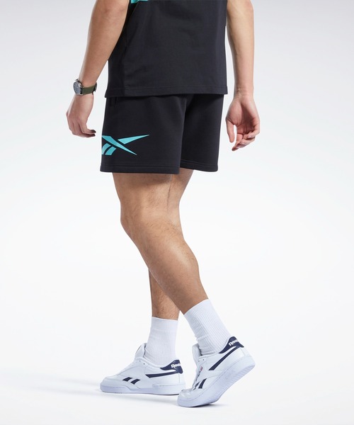 Reebok（リーボック）の「クラシックス ブランド プラウド ショーツ / Classics Brand Proud Shorts（その他パンツ・メンズ・ブラック/ブラック×ホワイト/ネイビー・SMALL/MEDIUM/LARGE/X-LARGE/XX-LARGE/X-SMALL/XXX-LARGE）」の4枚目の写真