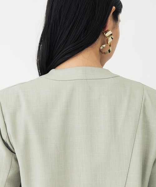 UNITED TOKYO（ユナイテッドトウキョウ）の「ネオリネンジャケットハーフスリーブ（ノーカラージャケット・レディース・ブラック/ベージュ・1/2）」の19枚目の写真