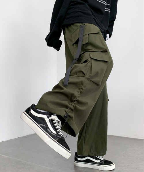 neos（ネオス）の「【neos -addictive design-】ルーズシルエット 6ポケット ワイド バルーン パラシュートカーゴ パンツ（カーゴパンツ・メンズ・ブラック/カーキ・MEDIUM/LARGE/X-LARGE）」の5枚目の写真