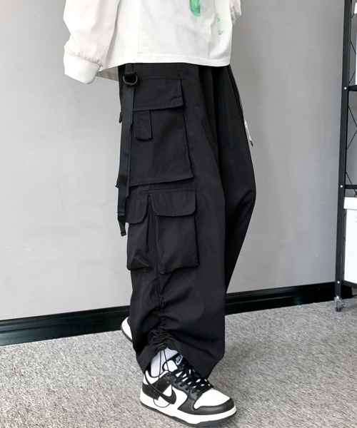 neos（ネオス）の「【neos -addictive design-】ルーズシルエット 6ポケット ワイド バルーン パラシュートカーゴ パンツ（カーゴパンツ・メンズ・ブラック/カーキ・MEDIUM/LARGE/X-LARGE）」の9枚目の写真