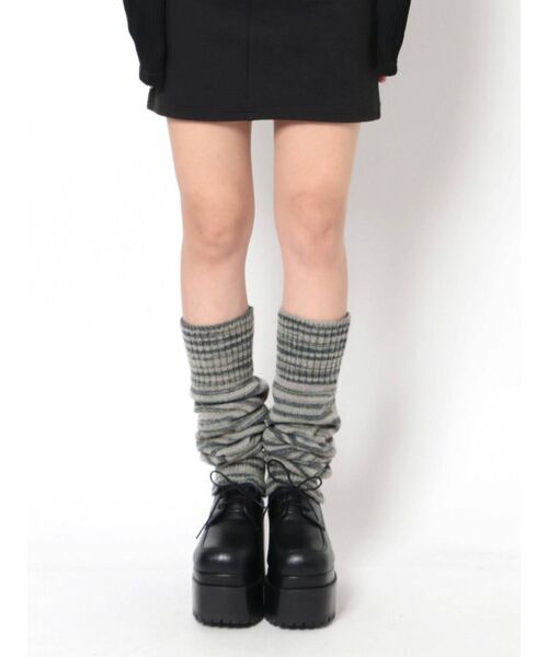 EMODA(エモダ)の「カラーストライプニットレッグウォーマー(レッグウォーマー・レディース・ブラック/グレー/その他/その他1・FREE)」の18枚目の写真