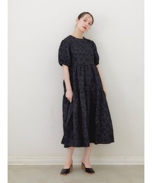 flower emboss dress