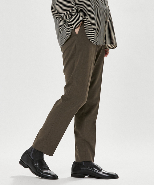 EDIFICE(エディフィス)の「"E"TROUSERS(E-1)ツイル スリム テーパード スラックス(スラックス・メンズ・ブラック/ベージュ/カーキ・LARGE/SMALL/MEDIUM)」の9枚目の写真