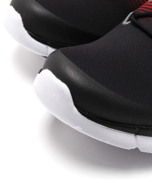 Reebok(リーボック)の「メンズ リーボック Zポンプ フュージョン Reebok Z PUMP FUSION M47885(スニーカー・メンズ・レッド・26.5cm/27cm/27.5cm/28cm/28.5cm/29cm)」の5枚目の写真