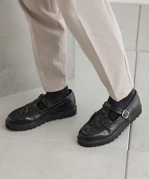 COLONY 2139（コロニートゥーワンスリーナイン）の「Tストラップシューズ（ローファー・メンズ・ブラック・MEDIUM/LARGE）」の3枚目の写真