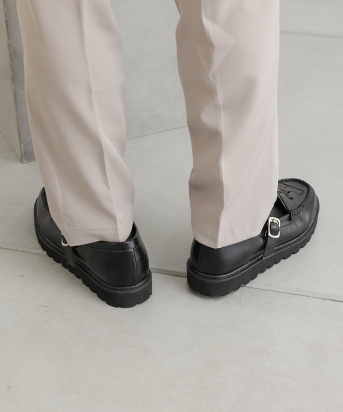 COLONY 2139（コロニートゥーワンスリーナイン）の「Tストラップシューズ（ローファー・メンズ・ブラック・MEDIUM/LARGE）」の9枚目の写真