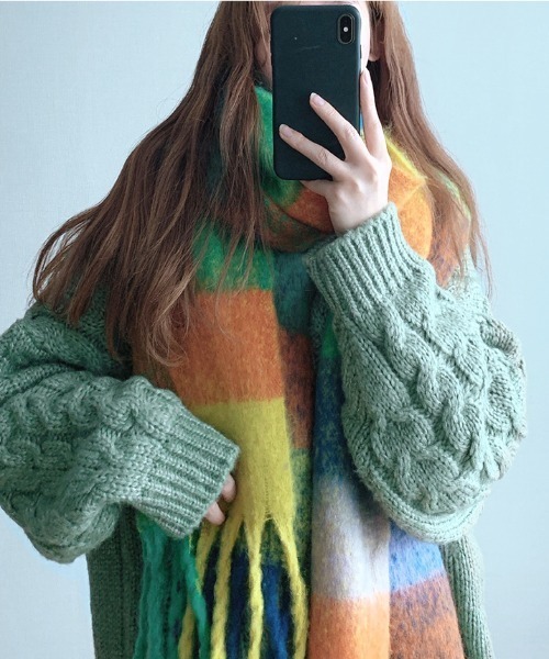 yuue' ( wear )(ユーイ)の「カラフルチェック柄大判マフラー(マフラー・レディース・ピンク/オレンジ/グリーン・FREE)」の13枚目の写真