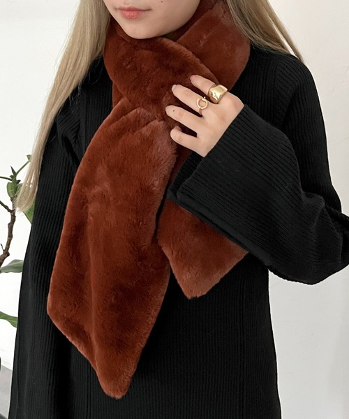 prose verse（プロズヴェール）の「エコファーティペット（マフラー・レディース・チャコールグレー/モカ/キャメル/グレイッシュベージュ/アイボリー・ﾌﾘ-）」の5枚目の写真