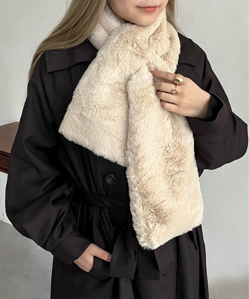 prose verse（プロズヴェール）の「エコファーティペット（マフラー・レディース・チャコールグレー/モカ/キャメル/グレイッシュベージュ/アイボリー・ﾌﾘ-）」の4枚目の写真