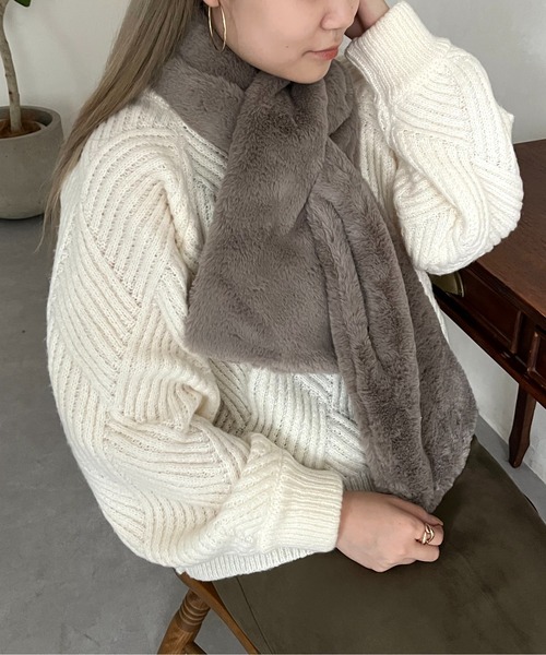 prose verse（プロズヴェール）の「エコファーティペット（マフラー・レディース・チャコールグレー/モカ/キャメル/グレイッシュベージュ/アイボリー・ﾌﾘ-）」の3枚目の写真