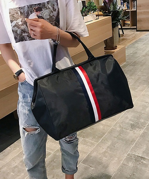 LUGG NAGG(ラグナグ)の「がま口 ストライプテープ付き ボストンバッグ 旅行バッグ トラベルボストン ショルダーストラップ無しバージョン(ボストンバッグ・レディース・ピンク系その他3/ピンク系その他/ブラック系その他3/ピンク系その他2/ドット/マルチ/ブラック系その他5/その他/レッド系その他/チェック/ブラック系その他2/ブラック系その他4/ブラック/ブラック系その他・MEDIUM/LARGE)」の8枚目の写真