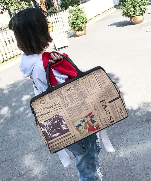 LUGG NAGG(ラグナグ)の「がま口 ストライプテープ付き ボストンバッグ 旅行バッグ トラベルボストン ショルダーストラップ無しバージョン(ボストンバッグ・レディース・ピンク系その他3/ピンク系その他/ブラック系その他3/ピンク系その他2/ドット/マルチ/ブラック系その他5/その他/レッド系その他/チェック/ブラック系その他2/ブラック系その他4/ブラック/ブラック系その他・MEDIUM/LARGE)」の11枚目の写真