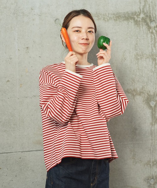 PAR ICI（パーリッシィ）の「ボーダー配色バインダー BIGカットソー（Tシャツ/カットソー・レディース・ネイビー/グリーン系その他/ブルー/グリーン/アイボリー/パープル/ダークグリーン/オレンジ系その他/ブラウン/ワインレッド/チャコールグレー/レッド・FREE）」の2枚目の写真