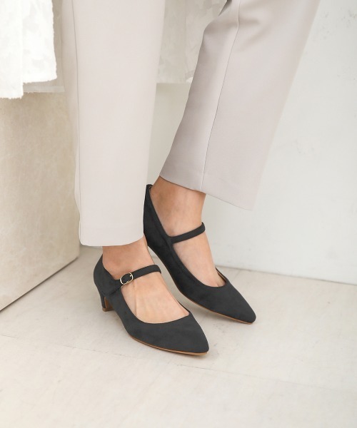 Bou Jeloud（ブージュルード）の「ストラップパンプス（パンプス・レディース・オレンジ/チャコールグレー/カーキ・L/M）」の4枚目の写真