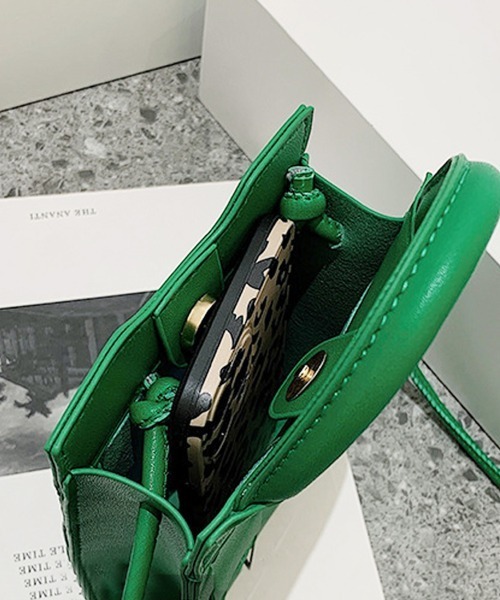 Doux Belle（ドゥーベル）の「キルティングデザインショルダーバッグ（ショルダーバッグ・レディース・ブラック/ベージュ/グリーン/ライトブラウン・FREE）」の20枚目の写真