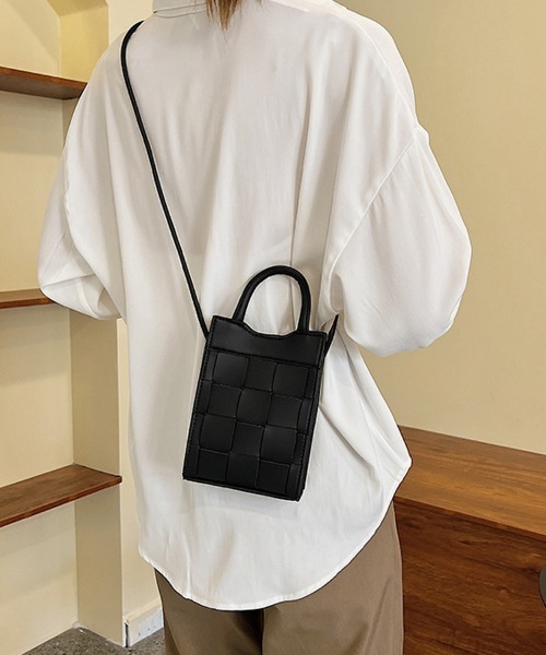 Doux Belle（ドゥーベル）の「キルティングデザインショルダーバッグ（ショルダーバッグ・レディース・ブラック/ベージュ/グリーン/ライトブラウン・FREE）」の5枚目の写真