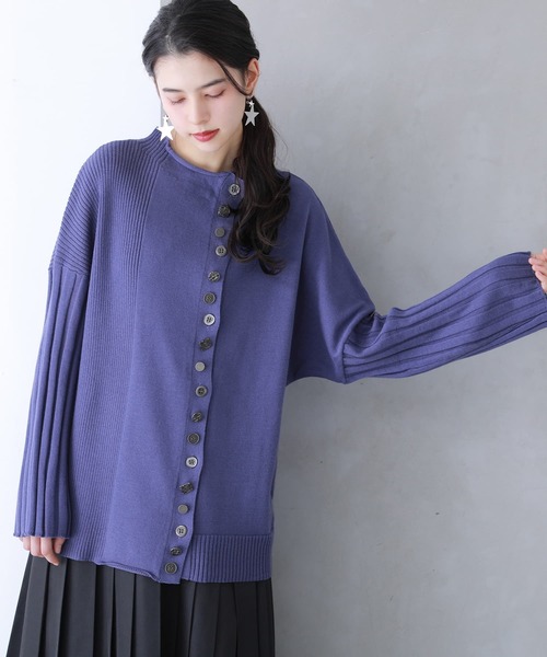 kOhAKU(コハク)の「『マルチボタンニットカーディガン』(カーディガン/ボレロ・レディース・グレイッシュブルー/ブラック・FREE)」の8枚目の写真