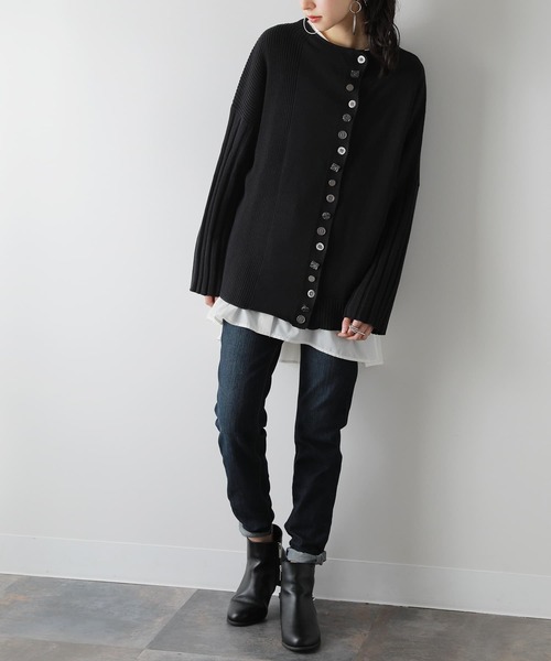 kOhAKU(コハク)の「『マルチボタンニットカーディガン』(カーディガン/ボレロ・レディース・グレイッシュブルー/ブラック・FREE)」の16枚目の写真