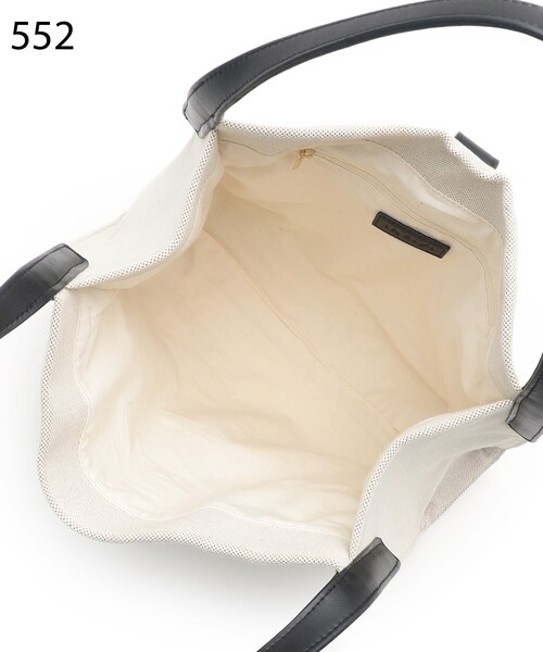 INDIVI（インディヴィ）の「◆【A4収納可能】異素材コンビトート（トートバッグ・レディース・ブラック系4/ベージュ系4・00）」の5枚目の写真