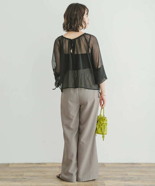 ITEMS URBANRESEARCH(アイテムズ アーバンリサーチ)の「『UR TECH DRYLUXE』イージーケアワイドパンツ(その他パンツ・レディース・モカ/ブラック/ブルー/ブラウン/グレー系その他・FREE)」の11枚目の写真