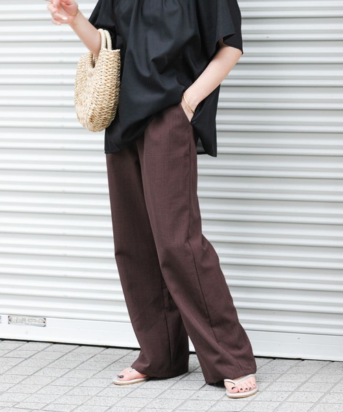 ITEMS URBANRESEARCH(アイテムズ アーバンリサーチ)の「『UR TECH DRYLUXE』イージーケアワイドパンツ(その他パンツ・レディース・モカ/ブラック/ブルー/ブラウン/グレー系その他・FREE)」の13枚目の写真