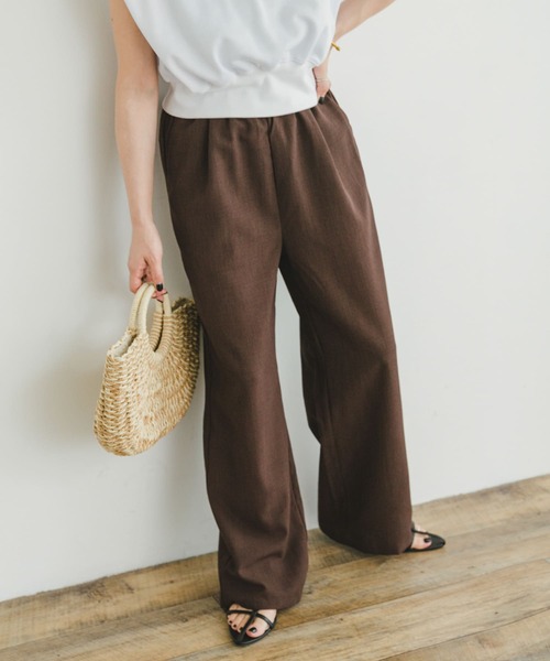 ITEMS URBANRESEARCH(アイテムズ アーバンリサーチ)の「『UR TECH DRYLUXE』イージーケアワイドパンツ(その他パンツ・レディース・モカ/ブラック/ブルー/ブラウン/グレー系その他・FREE)」の17枚目の写真