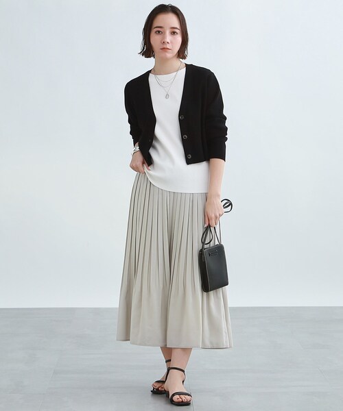 INDIVI(インディヴィ)の「◆【通勤/お出かけ/洗える】ストレートラインプリーツスカート(スカート・レディース・ピンク系/ライトグレー/ライトグリーン/ダークグレー・03/19/15 /13/05/38/36/40)」の22枚目の写真