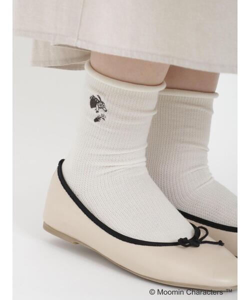 Samansa Mos2（サマンサ モスモス）の「【MOOMIN × SamansaMos2】刺繍ソックス（ソックス/靴下・レディース・イエロー/パープル/オフホワイト・ﾌﾘ-）」の5枚目の写真