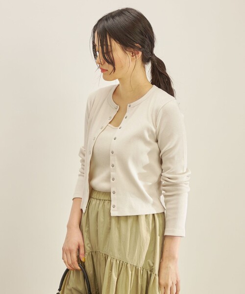 SHIPS（シップス）の「〈手洗い可能〉PLA ライト テレコ ショート カーディガン◇（カーディガン/ボレロ・レディース・ダークグレー/イエロー/オフホワイト・ONE SIZE）」の18枚目の写真