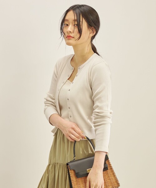 SHIPS（シップス）の「〈手洗い可能〉PLA ライト テレコ ショート カーディガン◇（カーディガン/ボレロ・レディース・ダークグレー/イエロー/オフホワイト・ONE SIZE）」の19枚目の写真