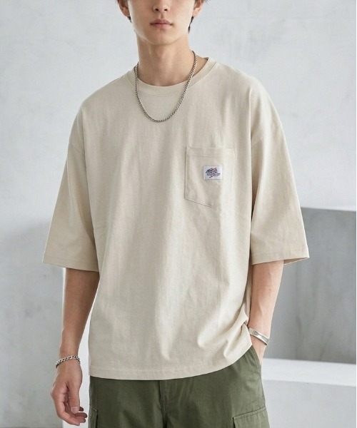 JEMORGAN(ジェーイーモーガン)の「【JEMORGAN / ジェーイーモーガン】天竺ピスネームポケット付半袖クルーネックTシャツ/ユニセックス(Tシャツ/カットソー・メンズ・ブラック/ベージュ/ネイビー/オフホワイト/ピンク/グリーン/ライトグレー/グリーン系1/ベージュ系1・XL/L/M)」の5枚目の写真