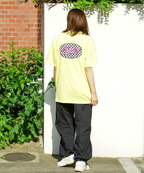 Tony Alva（トニーアルバ）の「DESIGN TEE/Tony Alva(トニー アルバ)ヴィンテージライクロゴプリントスタンダードフィット半袖バックプリントTシャツ（Tシャツ/カットソー・メンズ・ブラック/ライトイエロー/ホワイト・MEDIUM/LARGE/X-LARGE）」の16枚目の写真