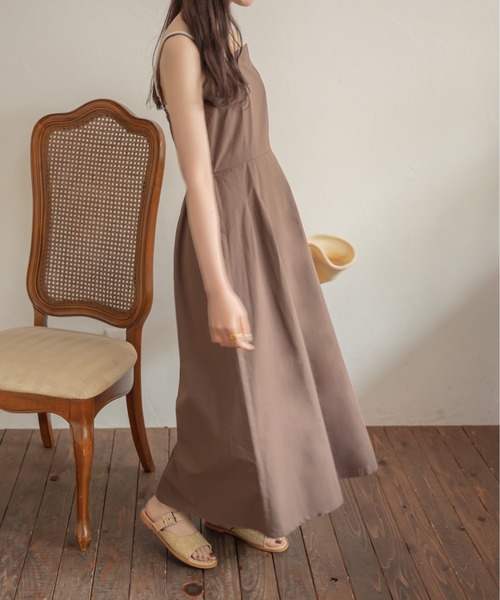 Ambre Neige(アンブルネージュ)の「アシメフレアキャミワンピース/【WEB/EC限定商品】(ワンピース・レディース・ライトベージュ/ダークブラウン・FREE)」の10枚目の写真